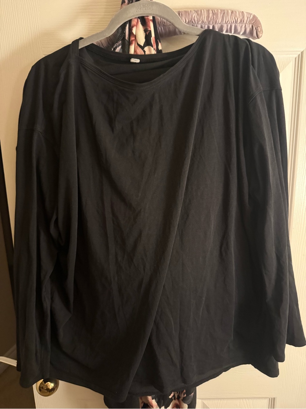 lululemon athletica Black Long Sleeve Crew Top